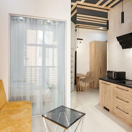 Leogrand One-Bedroom Apartments On Tugan-Baranovskogo 24 Lviv Ngoại thất bức ảnh