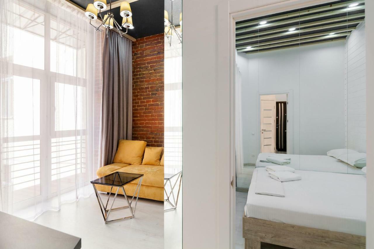 Leogrand One-Bedroom Apartments On Tugan-Baranovskogo 24 Lviv Ngoại thất bức ảnh