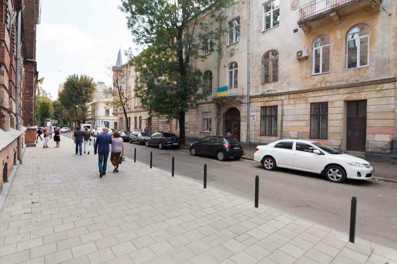 Leogrand One-Bedroom Apartments On Tugan-Baranovskogo 24 Lviv Ngoại thất bức ảnh