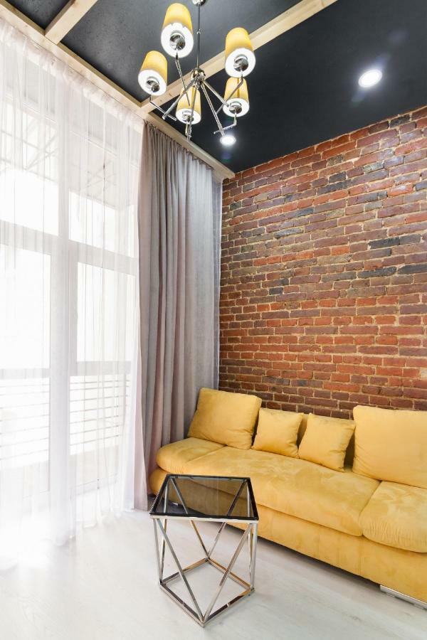 Leogrand One-Bedroom Apartments On Tugan-Baranovskogo 24 Lviv Ngoại thất bức ảnh
